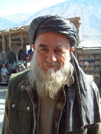 Poliția din Tadjikistan a bărbierit aproape 13.000 de bărbați pentru că purtau barba &quot;prea lungă&quot;