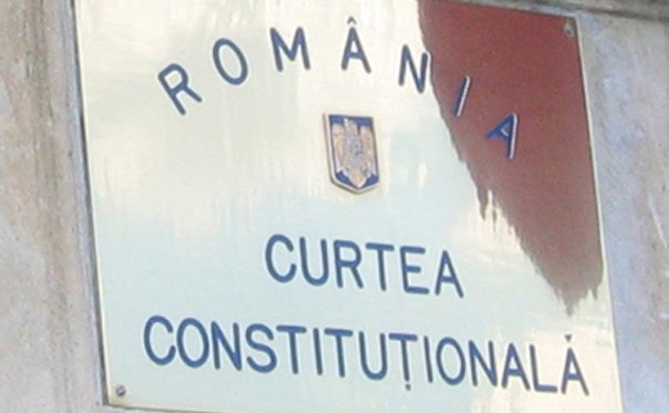 CCR: Special pensions for local elected officials are unconstitutional