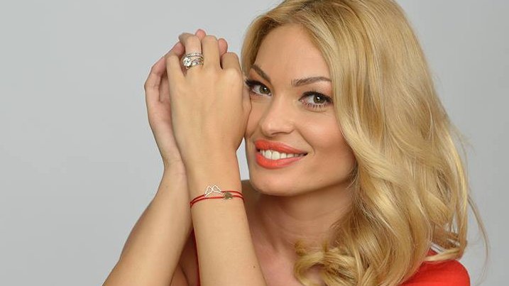 Valentina Pelinel pune paie pe foc în scandalul cu nevasta lui Borcea: Nu am anunţat cine-i tatăl!