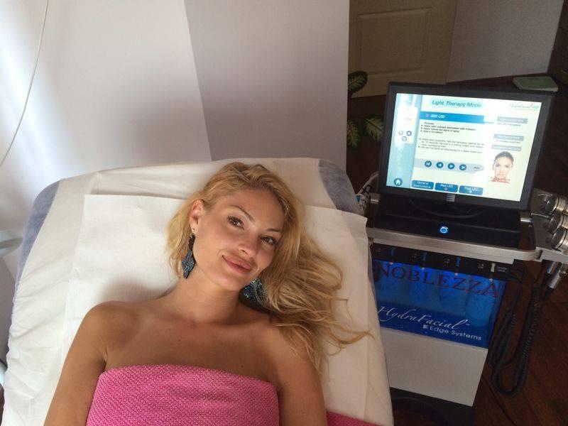 Fotografii explozive cu Valentina Pelinel. Cristi Borcea nu trebuie să le vadă 357431