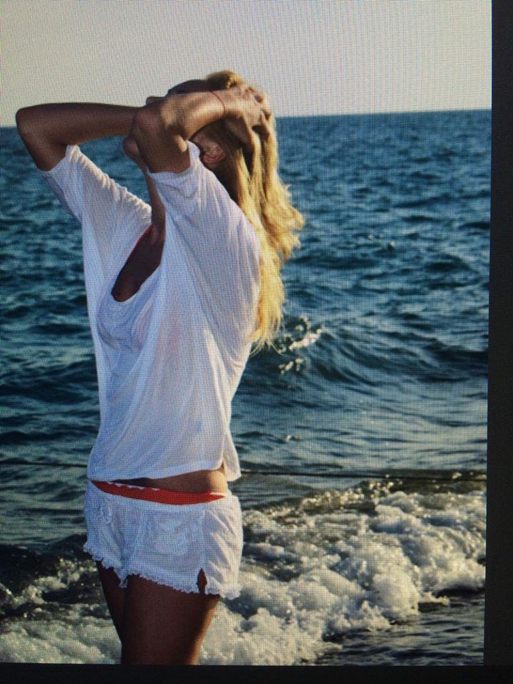 Fotografii explozive cu Valentina Pelinel. Cristi Borcea nu trebuie să le vadă 357436