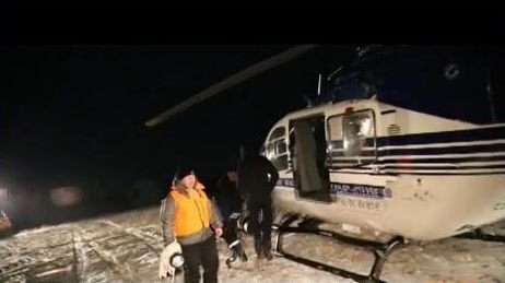 Un bărbat beat din Tulcea a sunat la pompieri să fie salvat din mijlocul unui lac îngheţat