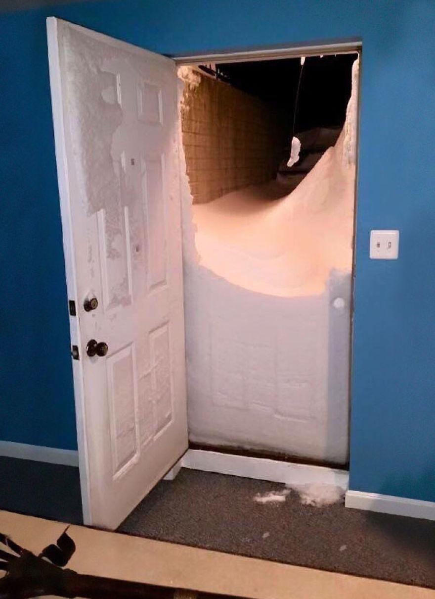 Imagini incredibile după furtuna de zăpadă care a lovit Statele Unite 357662