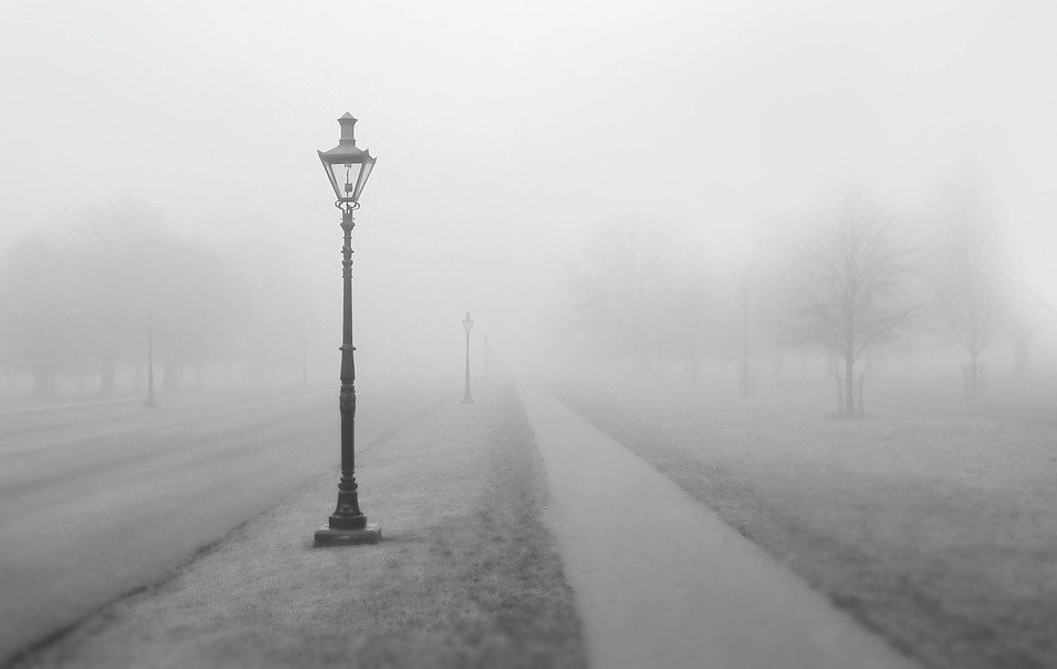 Cod galben de ceață în București și în mai multe județe ale țării