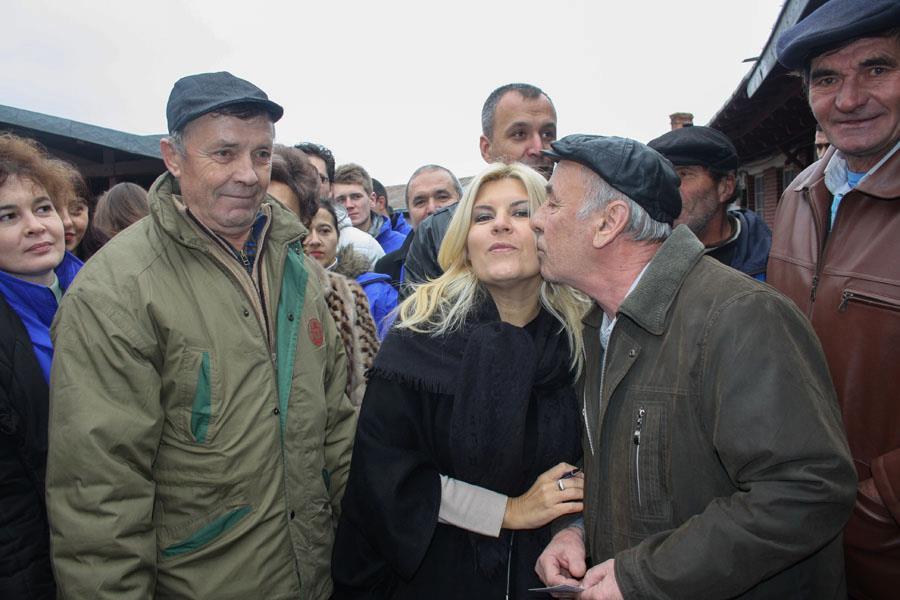 Fotografii de colecție. Cele mai penibile imagini cu Elena Udrea. Primele 50 și ceva... 359254