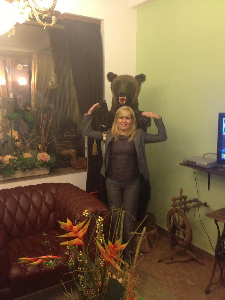 Fotografii de colecție. Cele mai penibile imagini cu Elena Udrea. Primele 50 și ceva... 359282