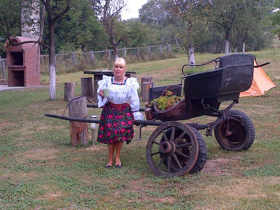 Fotografii de colecție. Cele mai penibile imagini cu Elena Udrea. Primele 50 și ceva... 359297