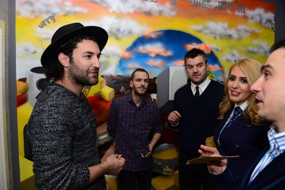 Smiley s-a uitat la noul său buletin. Nu i-a venit să creadă ce scria în noul său act 359843