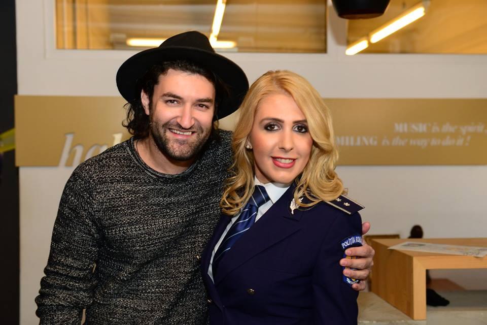 Smiley s-a uitat la noul său buletin. Nu i-a venit să creadă ce scria în noul său act 359844