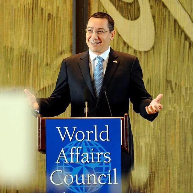 Surse: Victor Ponta își lansează fundația pe 17 februarie