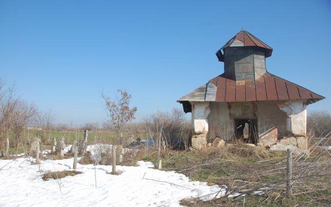 România nevăzută! Biserica din Bărăgan, locul în care fantomele sunt la ele acasă 