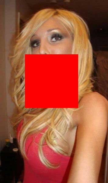 I-a trimis iubitului poza asta si el a parasit-o instant! Detaliul care l-a facut sa ii zica ADIO! 361822