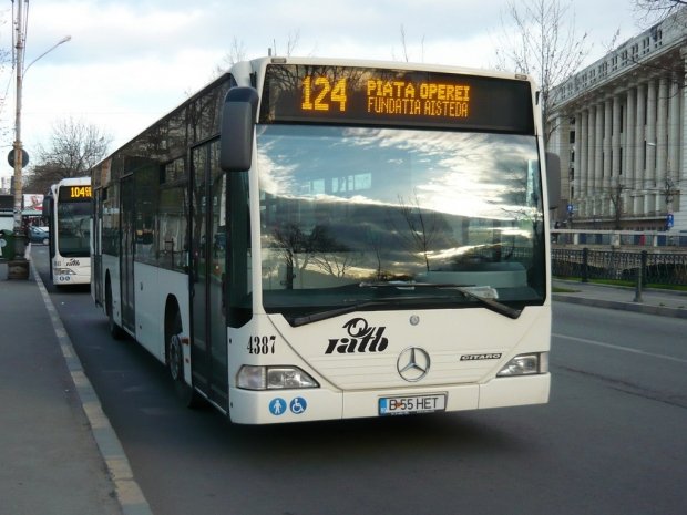 RATB înlocuiește unele autobuze cu microbuze