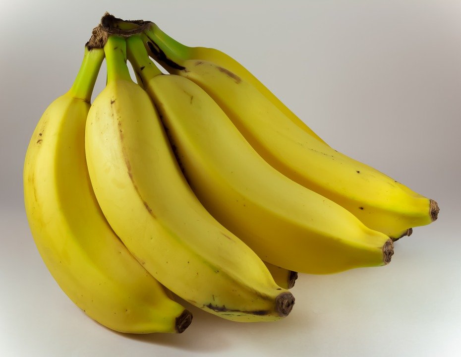 Un copil de 2 ani a paralizat după ce a mâncat o banană