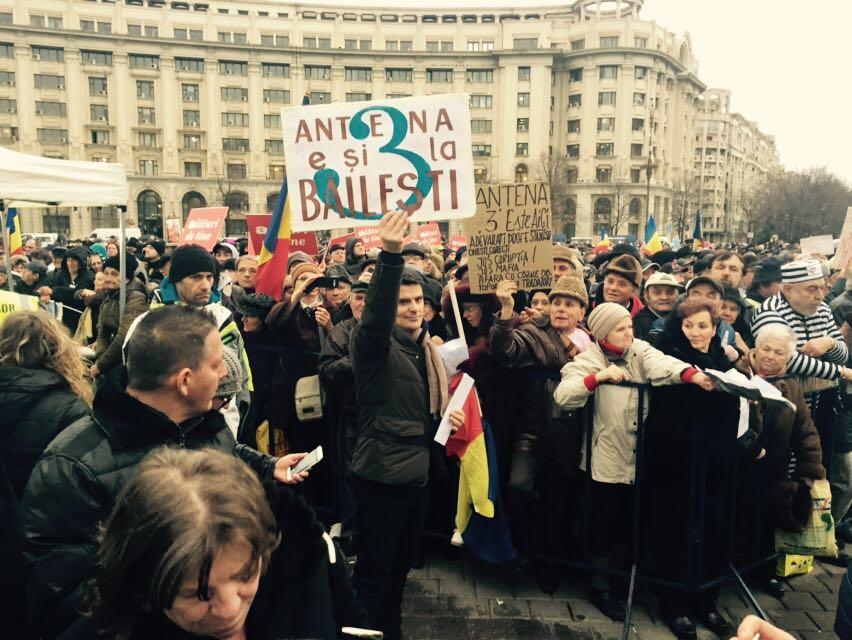 Radu Tudor, printre mii de oameni buni. Ce fotografie a postat pe Facebook 363708