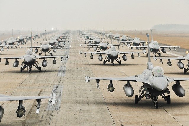 România va achiziţiona încă 12 avioane de luptă
