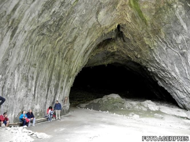 Proiect unic în România. Prima rețea de peșteri speoturistice din țară
