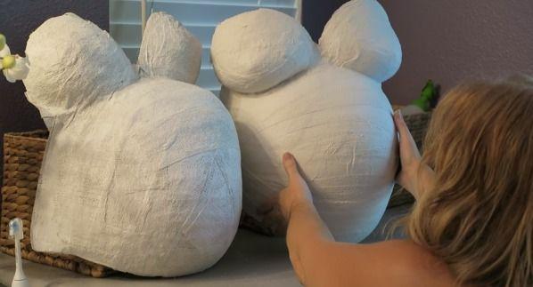 Insarcinata in ultimele luni, si-a acoperit burta cu bandaje si vaselina. E uluitor ce s-a intamplat cand le-a dat jos  365061