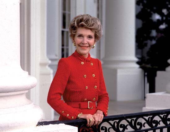A murit Nancy Reagan, soția fostului președinte american Ronald Reagan