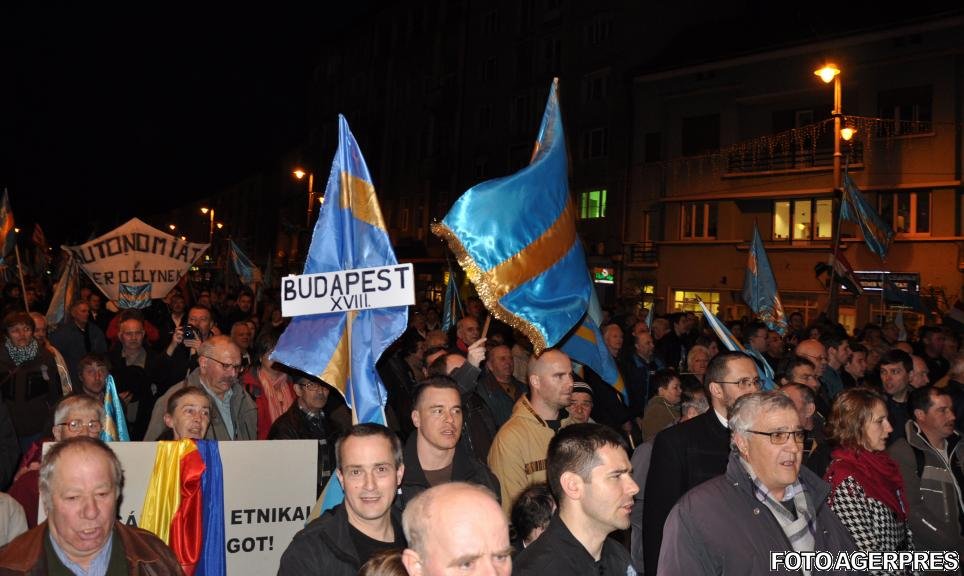 Protest major în România joi după-amiază. Maghiarii au ieșit în stradă