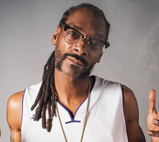 Genial! Snoop Dogg a anunțat pe Facebook ca va veni la Bogata 