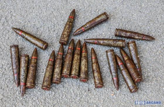 A deschis o cutie veche cu nes si a ramas fara cuvinte cand a vazut ce e in ea - Erau acolo de zeci de ani 369961