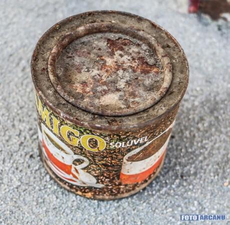 A deschis o cutie veche cu nes si a ramas fara cuvinte cand a vazut ce e in ea - Erau acolo de zeci de ani 369963