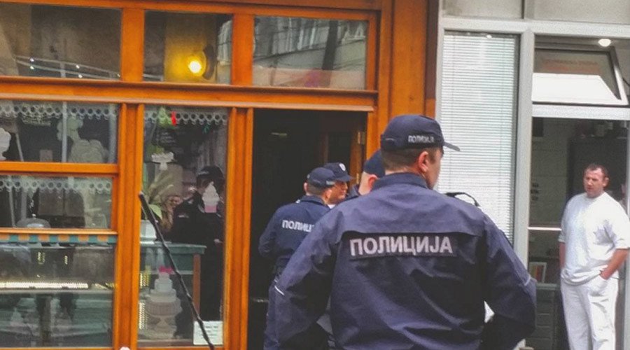 Atac sinucigaș în Serbia. Un bărbat s-a detonat într-o patiserie din Belgrad