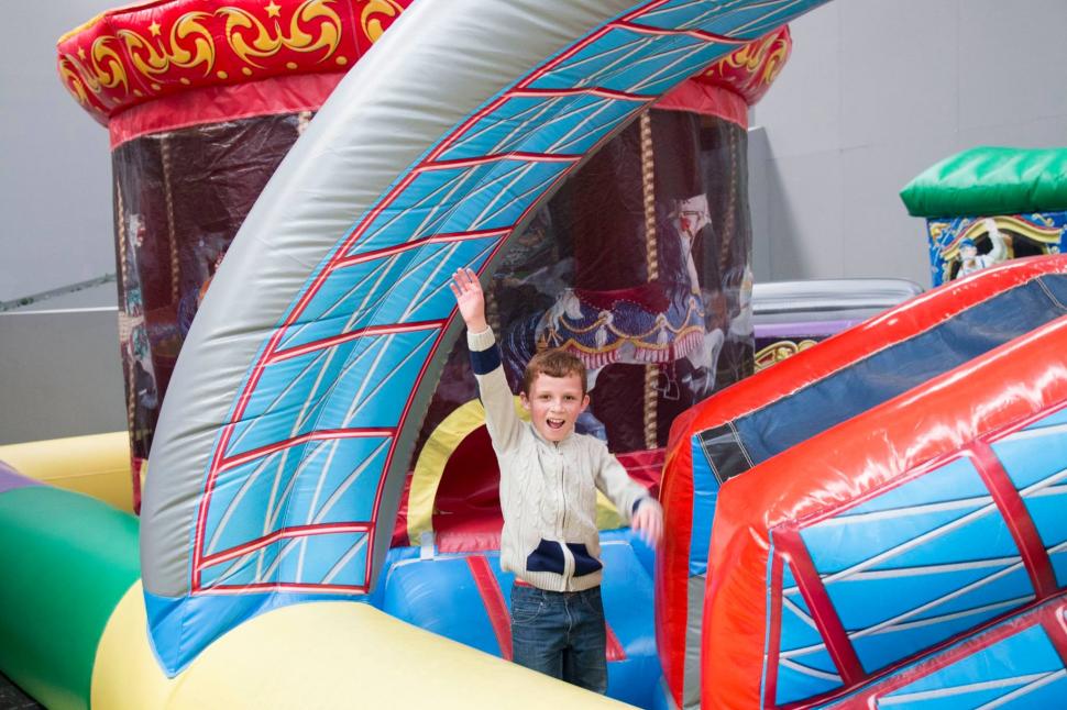 De Ziua Fericirii am bucurat 30 de copii din campania Schimbă o viață! 370435