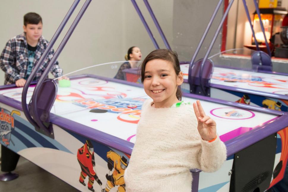 De Ziua Fericirii am bucurat 30 de copii din campania Schimbă o viață! 370436