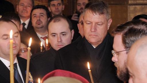 De unde ia Klaus Iohannis lumină de Înviere