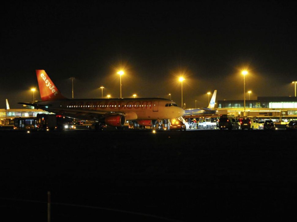 Panică pe aeroportul din Viena. Avion ținut la sol din cauza unei alerte de terorism