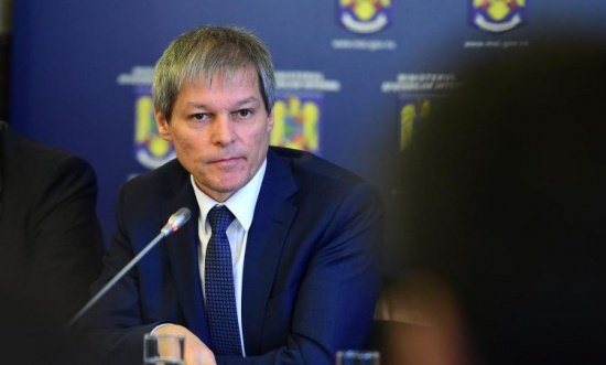 Dacian Cioloș răspunde acuzațiilor de plagiat la adresa ministrului Tobă: ”Nu sunt confortabil”