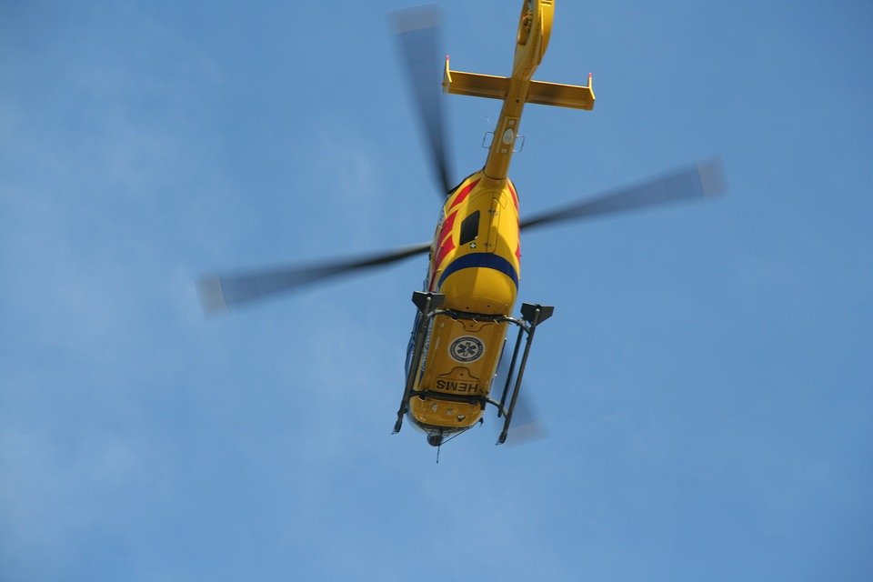 Elicopter medical prăbuşit în SUA. Toţi pasagerii, inclusiv un pacient, au murit 