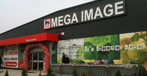 Mega Image vinde trei magazine din București