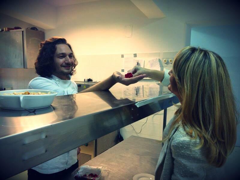 Surpriza la care nu se aștepta nimeni. Soția lui chef Florin Dumitrescu a gătit la „Chefi la cuțite”, fără ca acesta să știe 371561