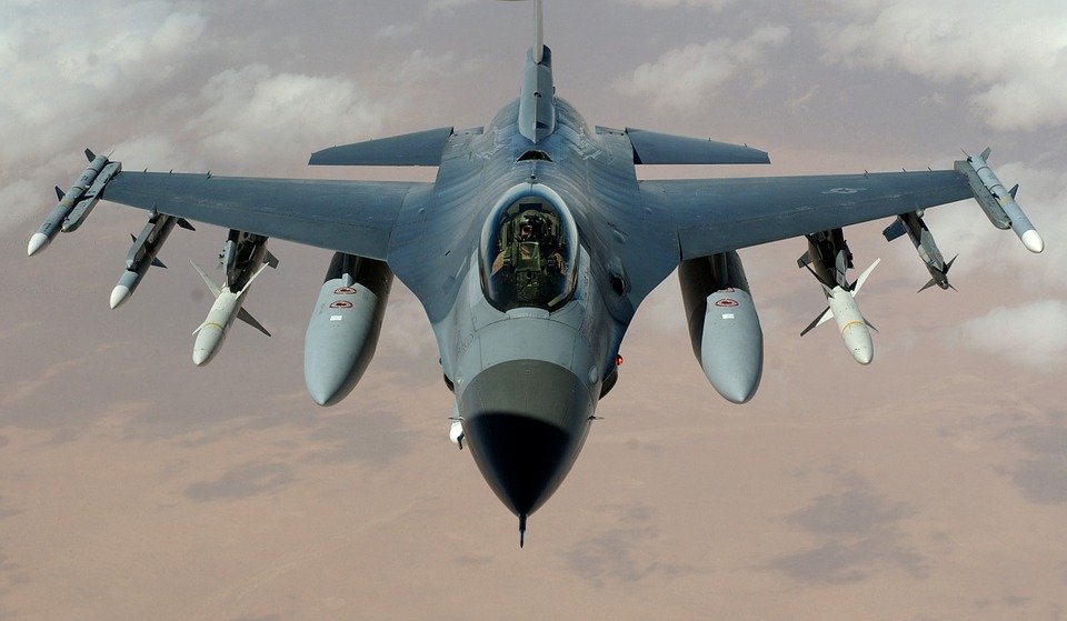 Un avion american F-16 s-a prăbușit în Afganistan
