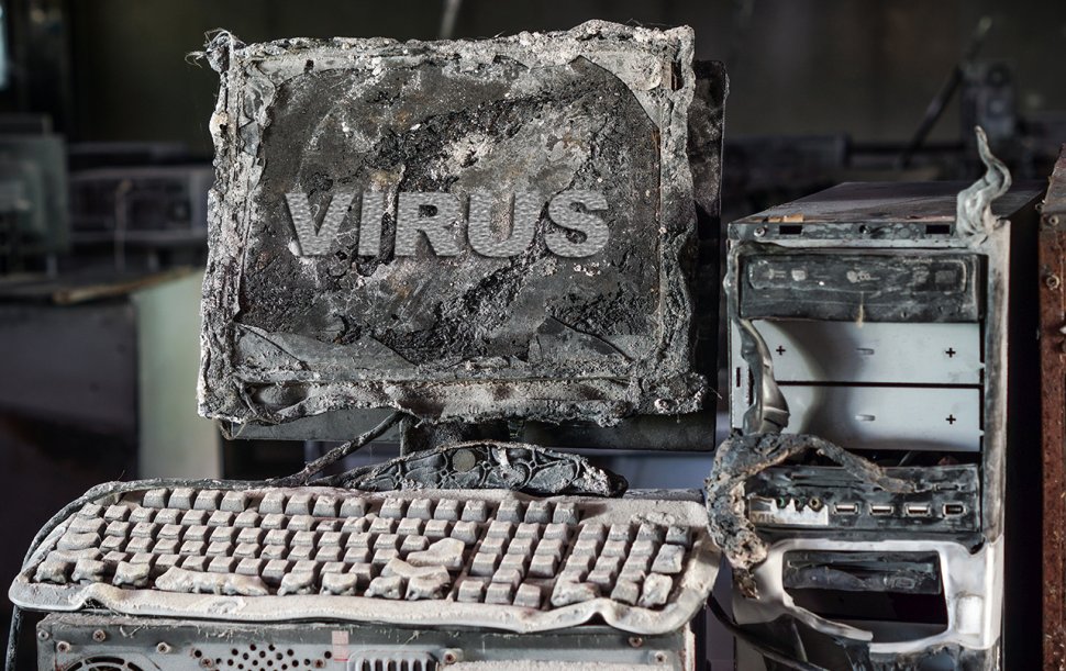 Un virus vă poate distruge calculatorul! Cum vă feriți de el