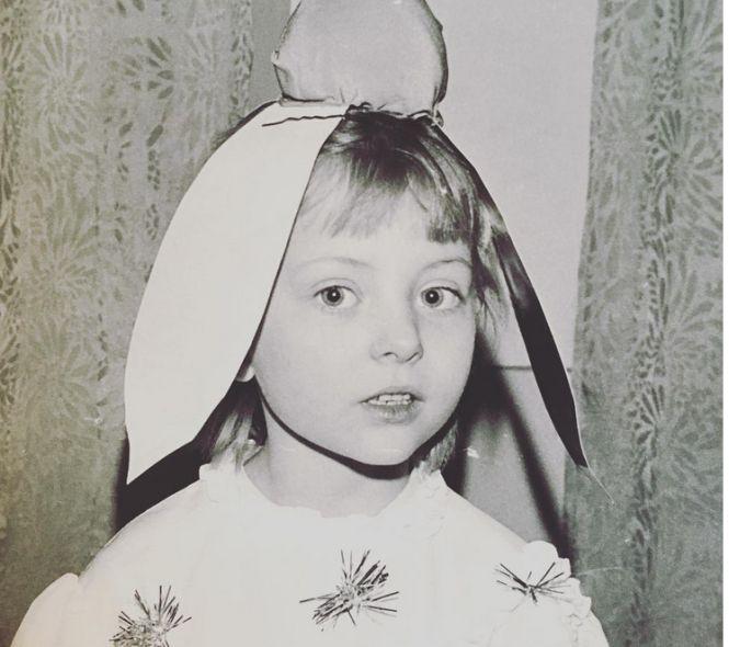 Delia s-a lăsat fotografiată fără sutien. Fanii au fost în delir. FOTO în articol 372451