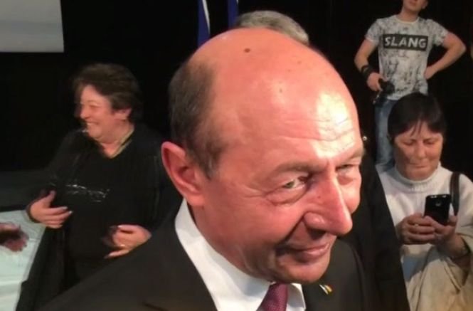 Traian Băsescu, atac furibund la un fost coleg din Marină. De ce se teme Băsescu de amiralul Chiţac