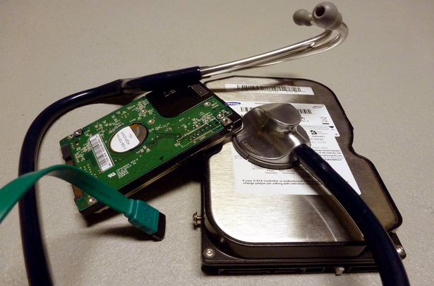 Cum să recuperezi datele de pe un hard disk stricat
