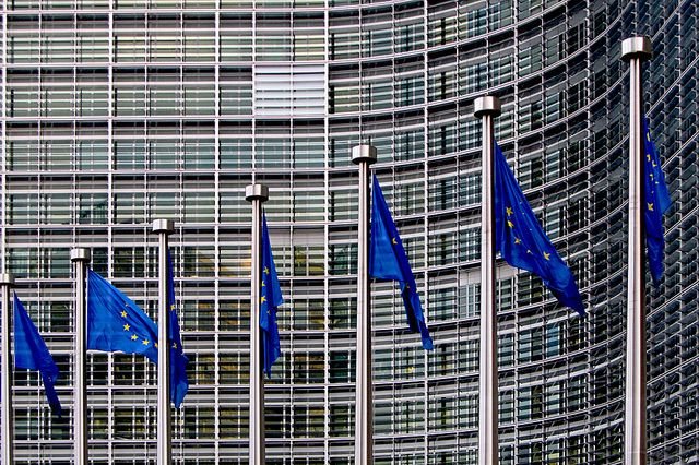 Ecoul scandalului Panama Papers ajunge la Bruxelles. Comisarul european pentru afaceri economice, anunț despre paradisurile fiscale