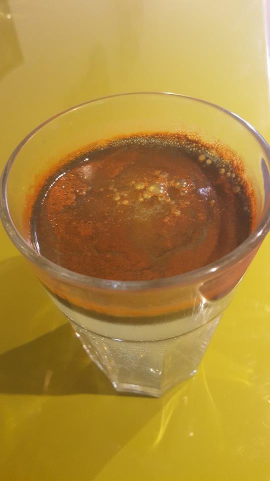 Ce scarbos! S-a dus tot paradisul... Poza postata de Andreea Marin pe Facebook: "Ne aude cineva?" 373920