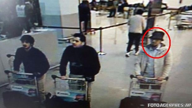 Atentate la Bruxelles: Mohamed Abrini recunoaște că este „bărbatul cu pălărie” de pe aeroportul Zaventem 