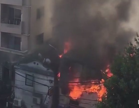 Incendiu de proporții la Tokyo. Patru clădiri au fost transformate în cenușă - VIDEO