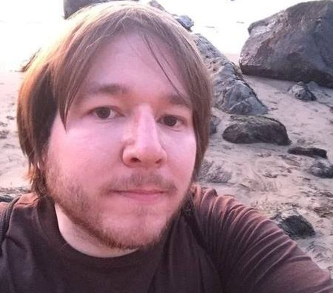 Un jurnalist, condamnat la doi ani de închisoare. Matthew Keys, acuzat de cooperare cu gruparea Anonymous