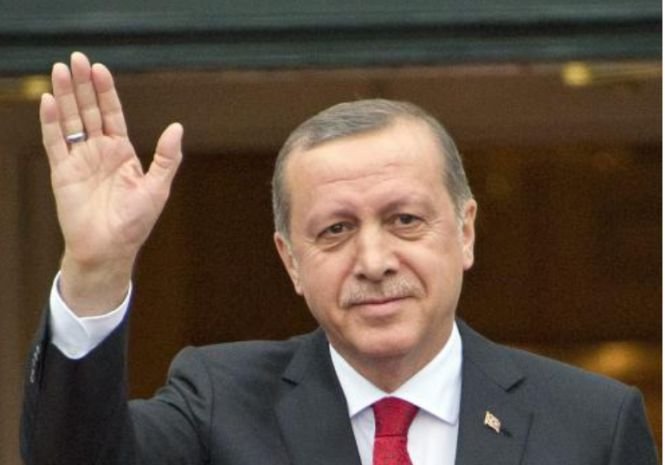 L-au înjurat pe președintele statului turc și au fost aspru pedepsiți. Cinci persoane au fost trimise la închisoare 