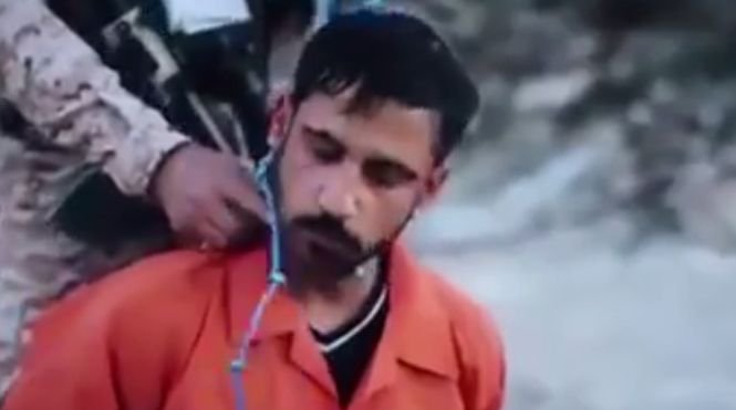 Statul Islamic are o nouă metodă șocantă de execuție: „zgarda-explozivă”