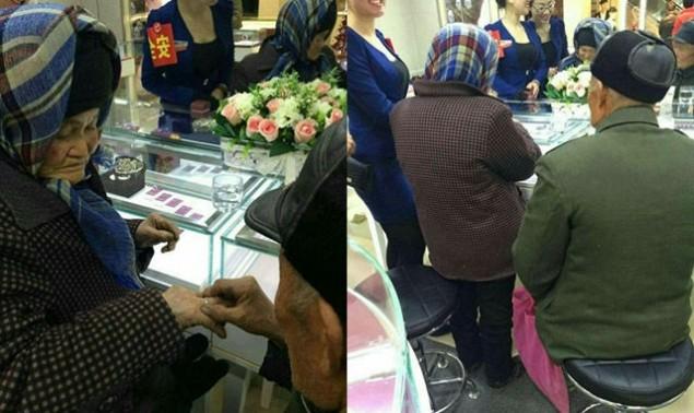 Cel mai romantic pensionar! Ce cadou i-a luat sotiei, dupa o viata intreaga de greutati si chinuri. Or sa iti dea lacrimile  376494