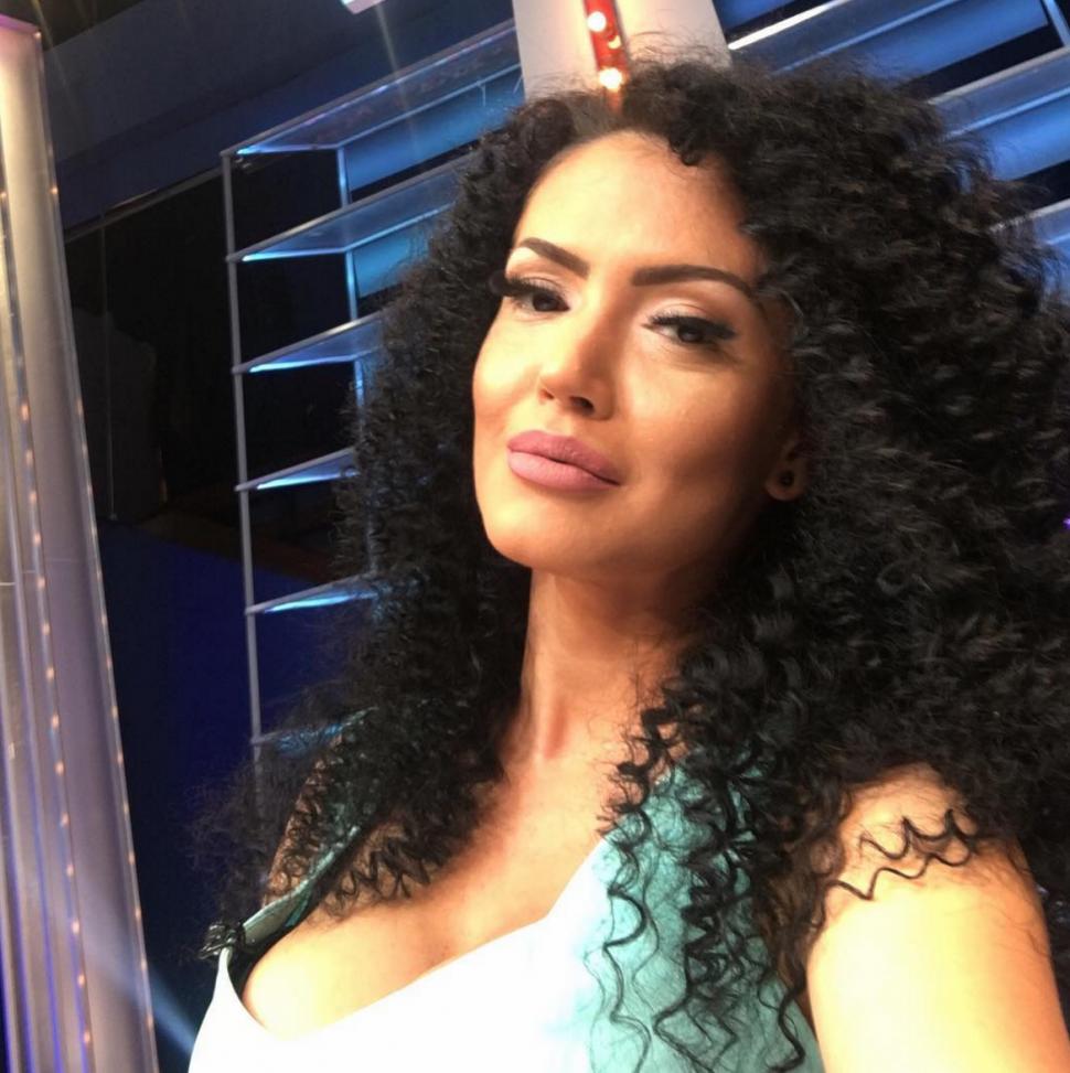 Schimbare spectaculoasa de look!  Cum arata acum Andreea Mantea 376515